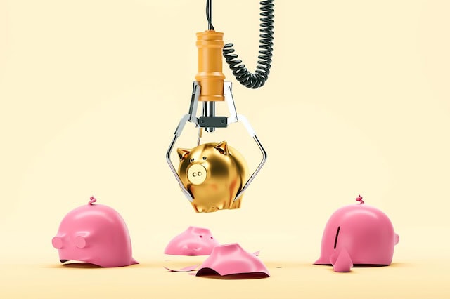 10 Financial Mistakes to Avoid Entering Retirement 7 retirement savings withdrawal piggy