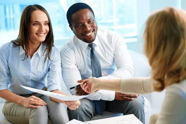 How Much Money Do You Need to Work With a Financial Advisor? 2 financial coaching lessons advisor