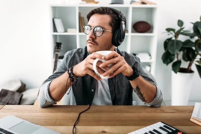 introvert jobs headphones home musician artist 640